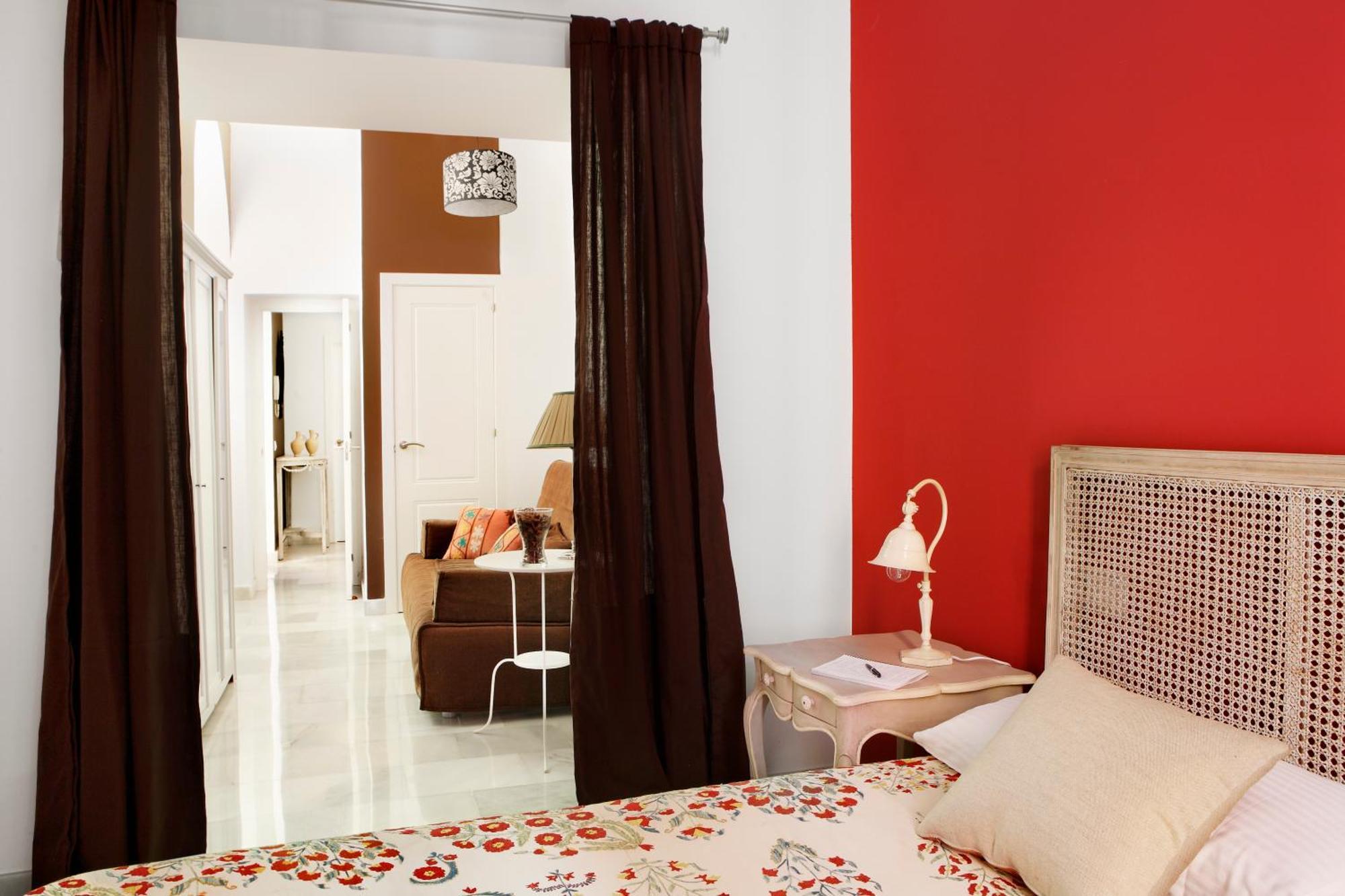 Apartamentos Mariscal Sevilla Eksteriør billede