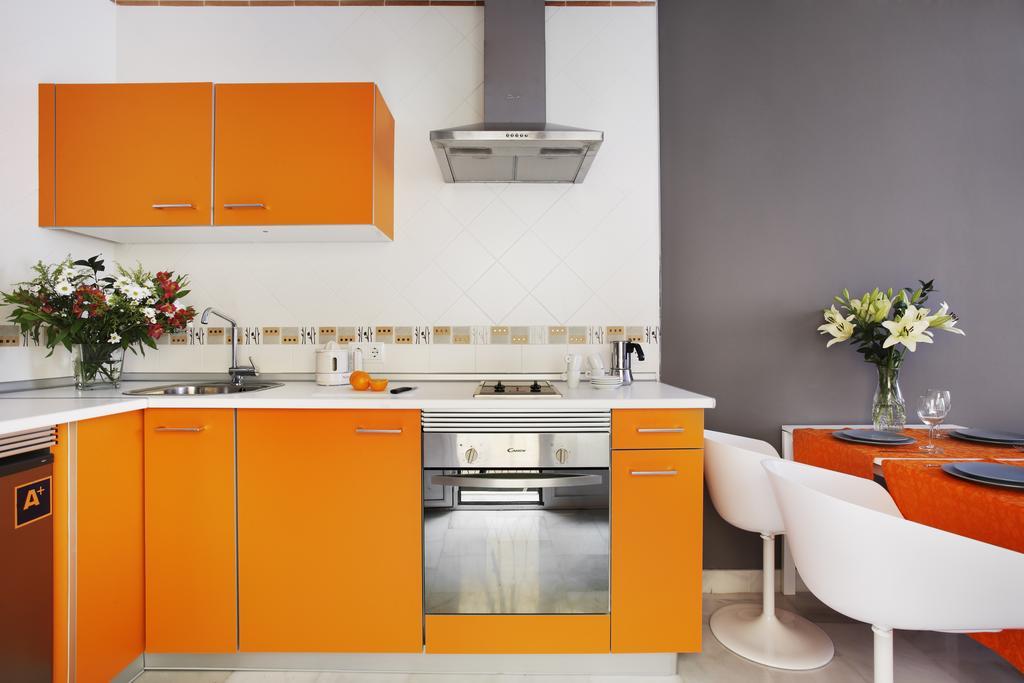 Apartamentos Mariscal Sevilla Eksteriør billede