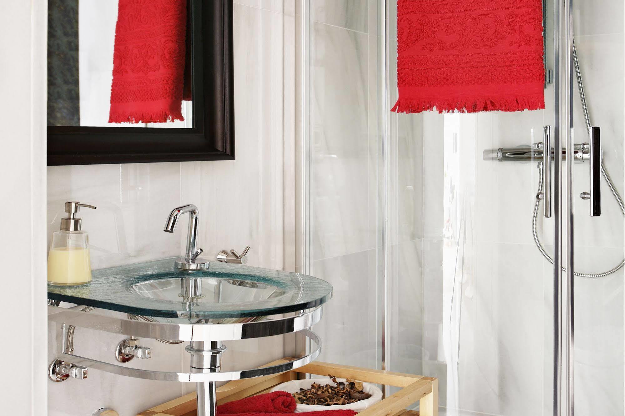 Apartamentos Mariscal Sevilla Eksteriør billede
