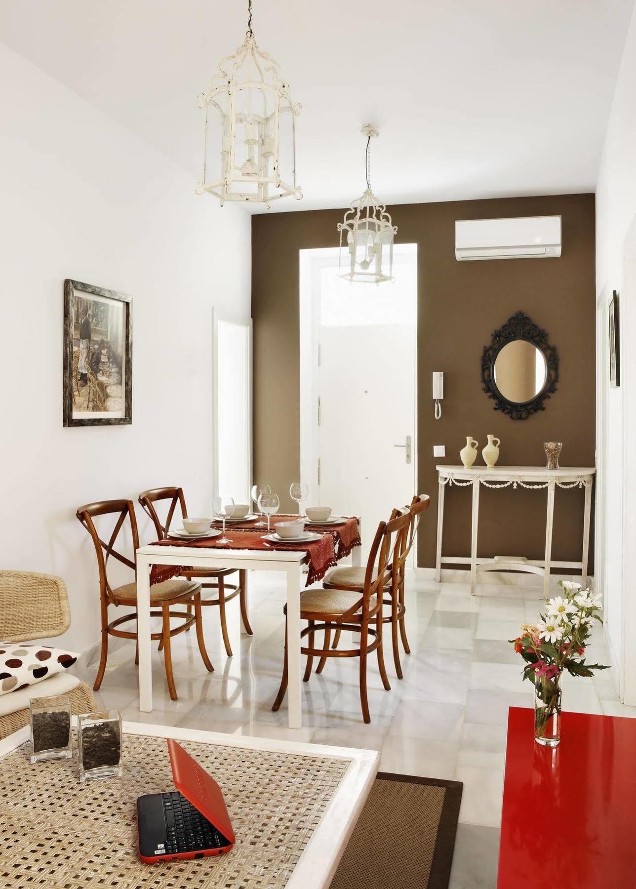 Apartamentos Mariscal Sevilla Eksteriør billede